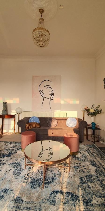 Elegant 5 Bed 4 Bath 'Vogue House' Parisian Style Home 马盖特 外观 照片
